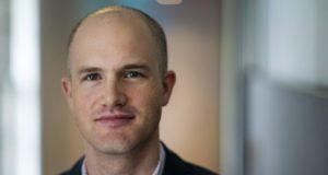 Брайан Армстронг