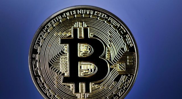 Биткоин