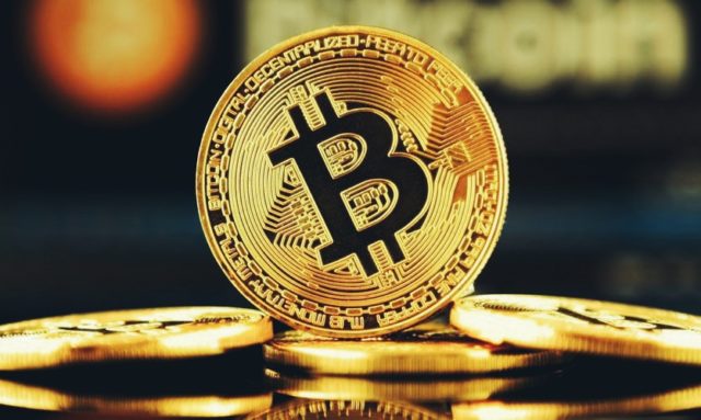 Биткоин к рублю цена we believe that blockchain and bitcoin