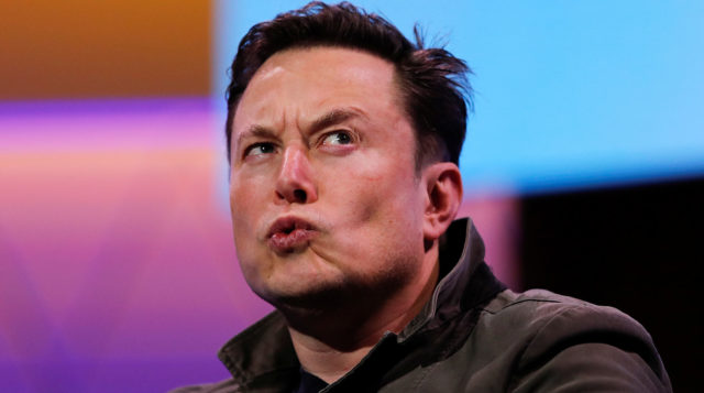 Elon Musk plans to introduce paid use of X