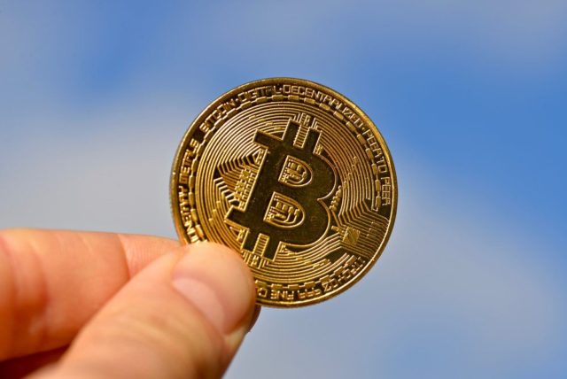 Биткоин сколько будет стоить через 10 лет el bitcoin