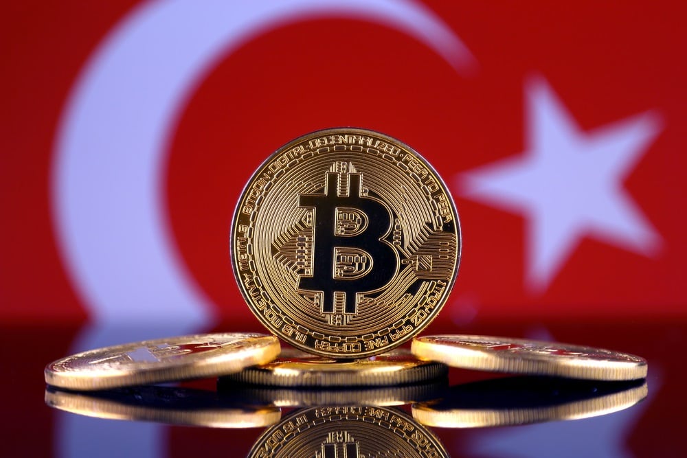 Биткоин и Tether активно набирают популярность в Турции