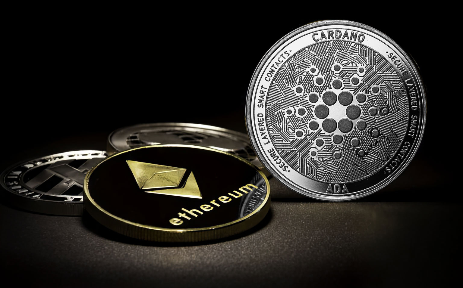 Американский конгрессмен купил Ethereum и Cardano на растущем рынке