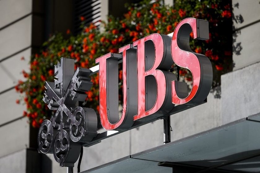 Банк UBS предупредил об опасности инвестиций в биткоин